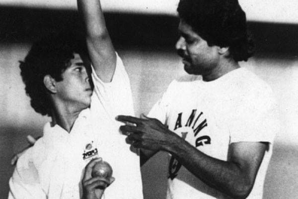 Happy Birthday World Cup Winning captain in 1983  The Kapil Dev  Sir  Sachin Tendulkar sir 