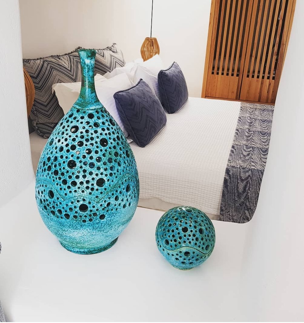 DemeterCave's tweet image. Ceramics have always played a part in Greek culture and we just love these handmade lamps from a local #pottery workshop in #Santorini