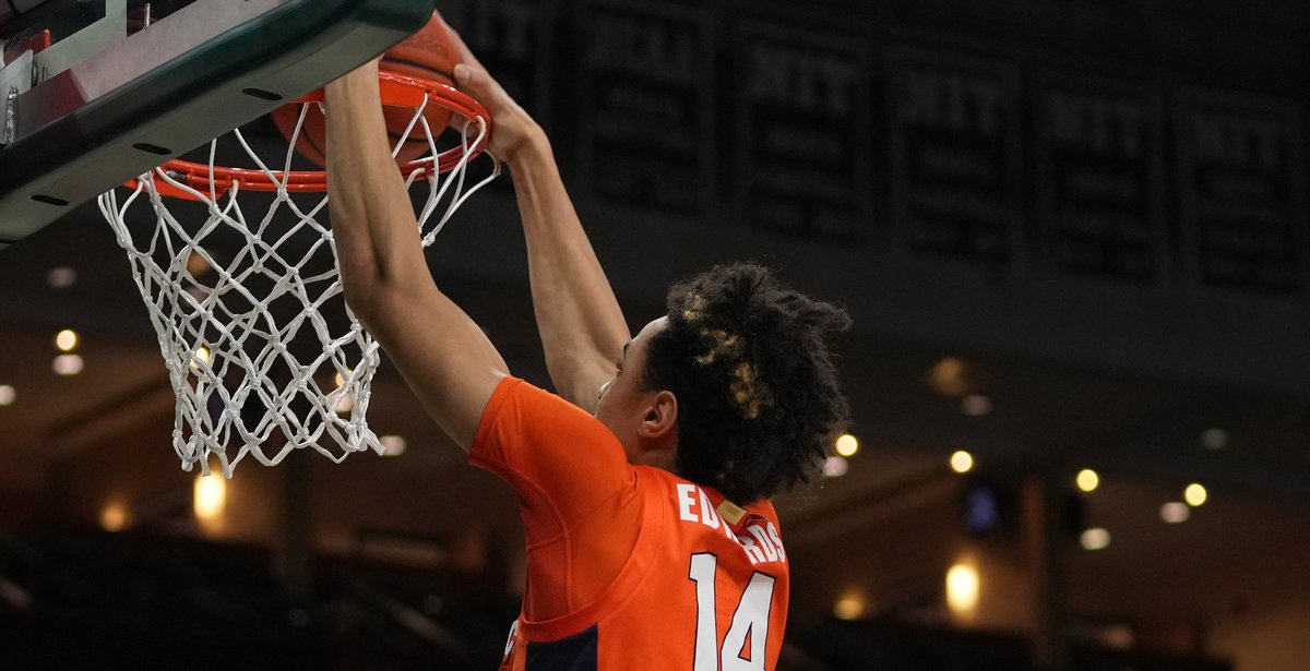 Syracuse center Jesse Edwards had a strong game against Miami. Here are highlights of his 22 point, 7 block performance: https://t.co/lemM5Tr1tz https://t.co/xif7cFcQoX