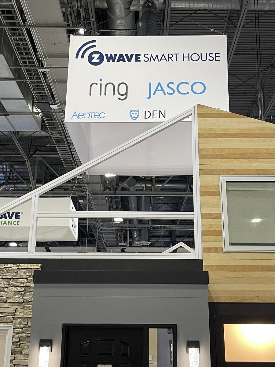 ColinPMarshall's tweet photo. Come see the #aeotec Smart Home Hub #smartthings in action in Sands 51715 #CES2022 @smartthings @ZWave_Alliance   #smarthome https://t.co/b0cJnDaWDW