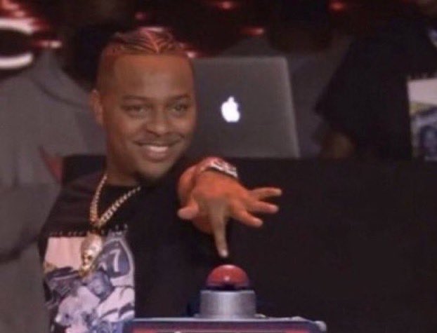 me putting my phone on DND knowing damn well nobody tryna disturb me: