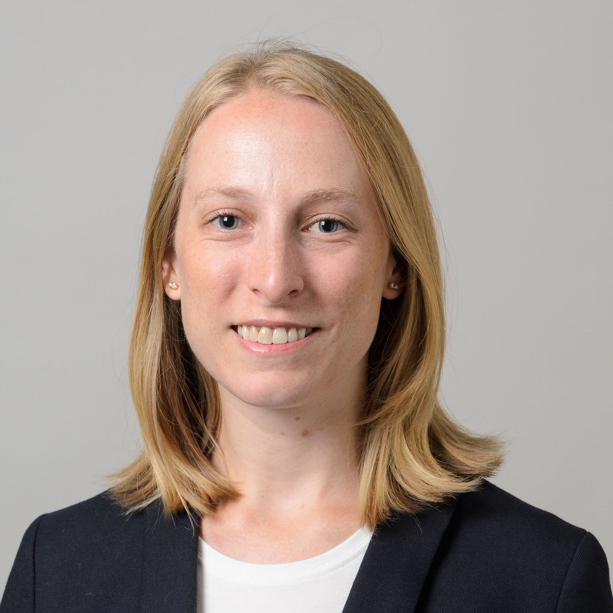 🎉 New employee takeover! 🥳     

 Hi! I’m Lauren Koenig (she/her), a #DataScientist 👩‍🔬 🔬 <a href="/USGS/">USGS</a>. 

I’m working on reproducible workflows that combine diverse observational datasets and computational models to predict water quality in streams and rivers.

1/3