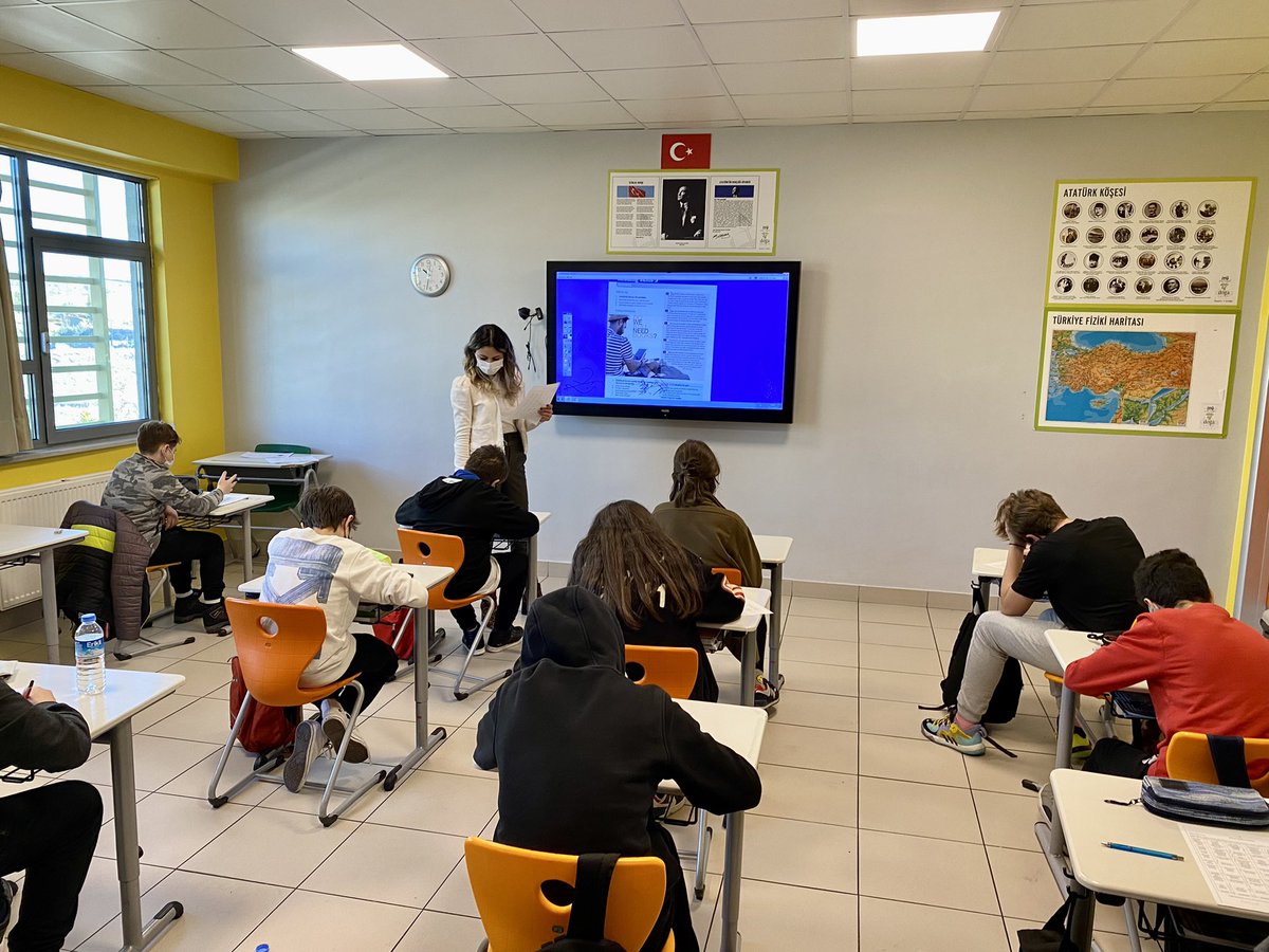 cayyolu_doga's tweet photo. Lise rehberlik birimi tarafından 8. Sınıf öğrencilerine “Kariyer Gelişim Etkinliği” uygulandı. Lise kademesinin sistemi hakkında soru-cevap yapıldı. @alideniz_itu @ismailkizilbay @EnisEryaman @ozgurkapann @Azrafraarzu1 @isilyaylacan @KaracaMahperi @cakigry @DogaOkullari https://t.co/Lo4AB1rBfp