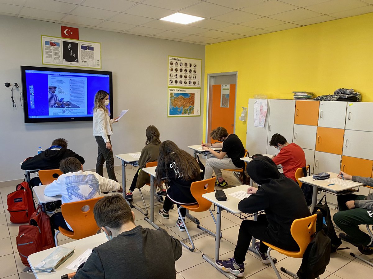 cayyolu_doga's tweet photo. Lise rehberlik birimi tarafından 8. Sınıf öğrencilerine “Kariyer Gelişim Etkinliği” uygulandı. Lise kademesinin sistemi hakkında soru-cevap yapıldı. @alideniz_itu @ismailkizilbay @EnisEryaman @ozgurkapann @Azrafraarzu1 @isilyaylacan @KaracaMahperi @cakigry @DogaOkullari https://t.co/Lo4AB1rBfp