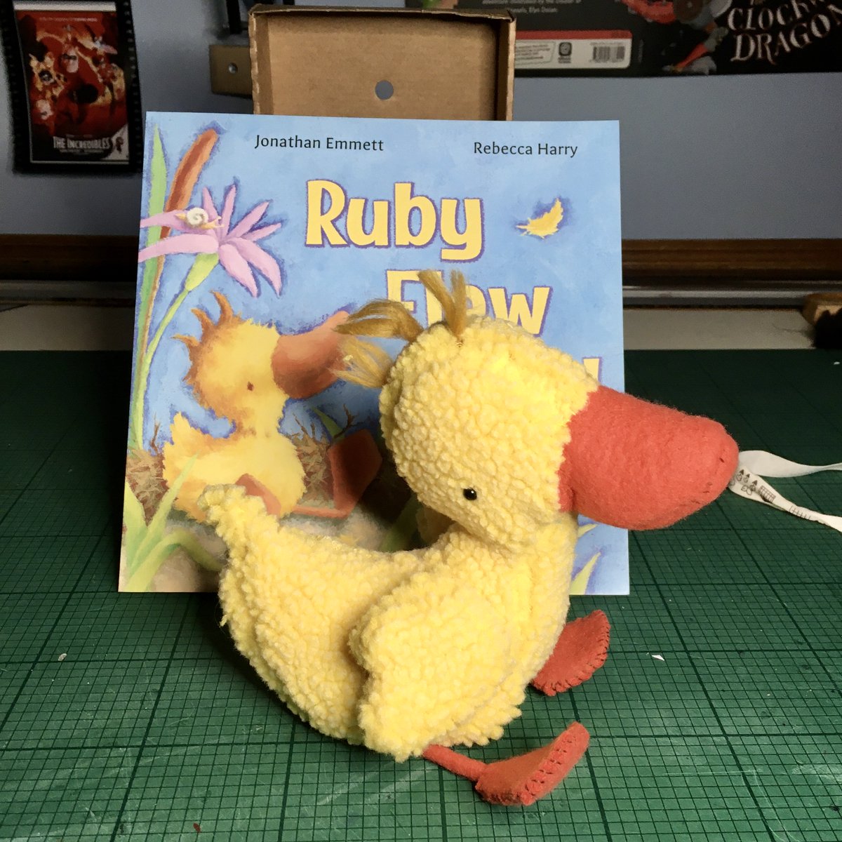 JonathanEmmett's tweet photo. I received a DELIGHTFUL surprise in this morning’s post – a #RubyTheDuckling doll, hand-made by Ruby illustrator, Rebecca Harry.
Thank you so much, @BekHarry1! It’s such a lovely gift! 🐥🪡🙏 https://t.co/TG1m1J5X0h