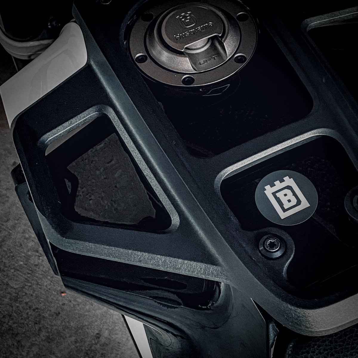 𝗕𝗢𝗪 tweet media