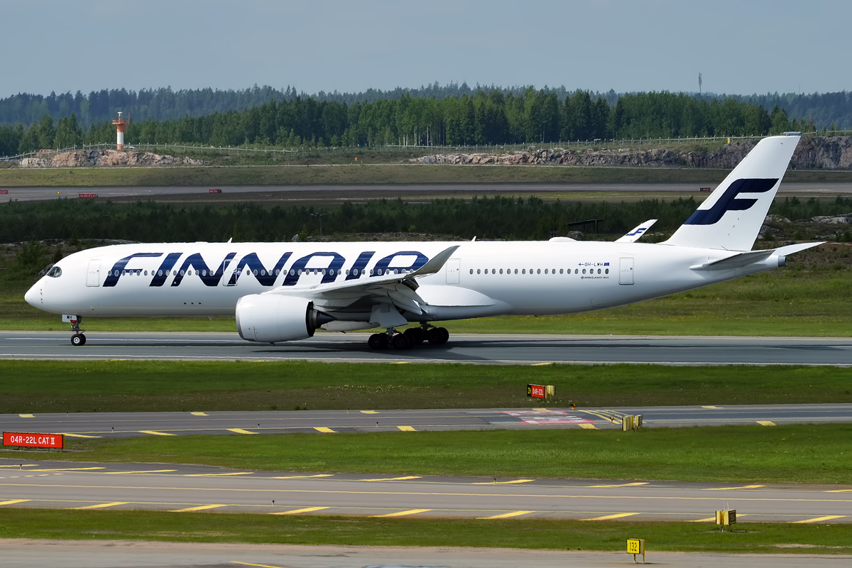 #NEWS | Yesterday, a Finnair Airbus A350 that departed from Helsinki, bound for Bangkok, returned back to the airport amid reports of smoke in the cabin.

Read more at AviationSource: https://t.co/Hw9zoa7vQb

#Finnair #Airbus #A350 #AvGeek #Diversion #Helsinki #Smoke #Cabin https://t.co/GoClNkdLqu