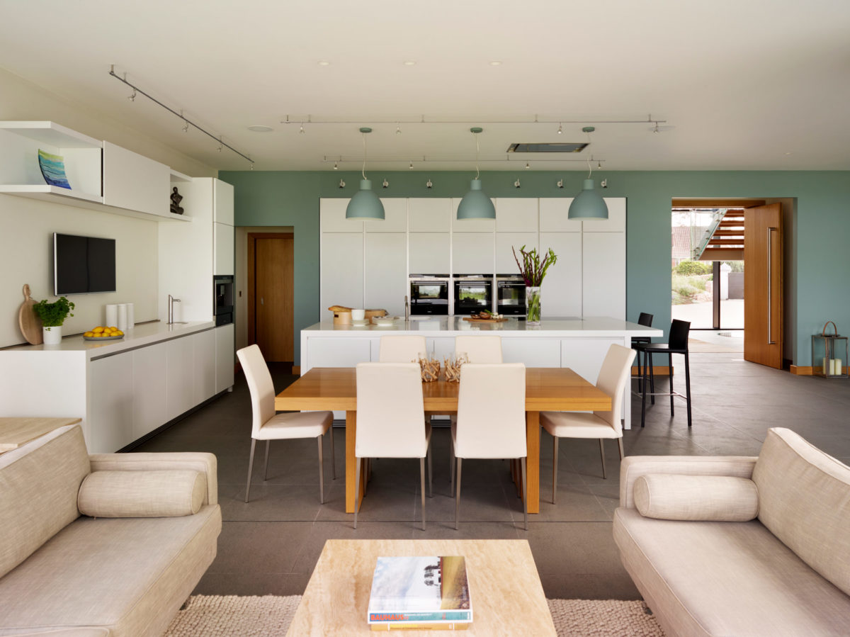 Sapphire Spaces tweet media