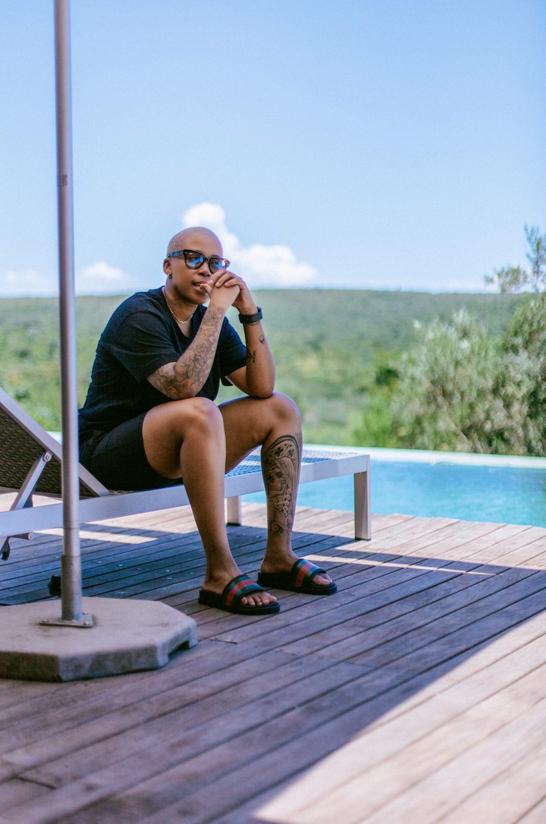 DjLeSoulSa's tweet photo. Come relax with me. https://t.co/l0Ygrtpz5p