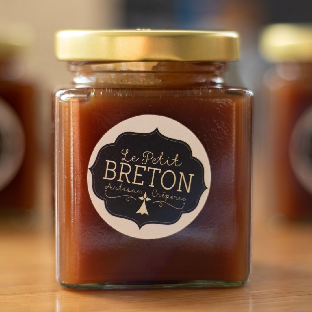 Looking for something different to try with pancakes at home or any desserts? We make a homemade caramel sauce which is the perfect sweet treat. ✨
#LePetitBreton #Drumcondra #Dublin9