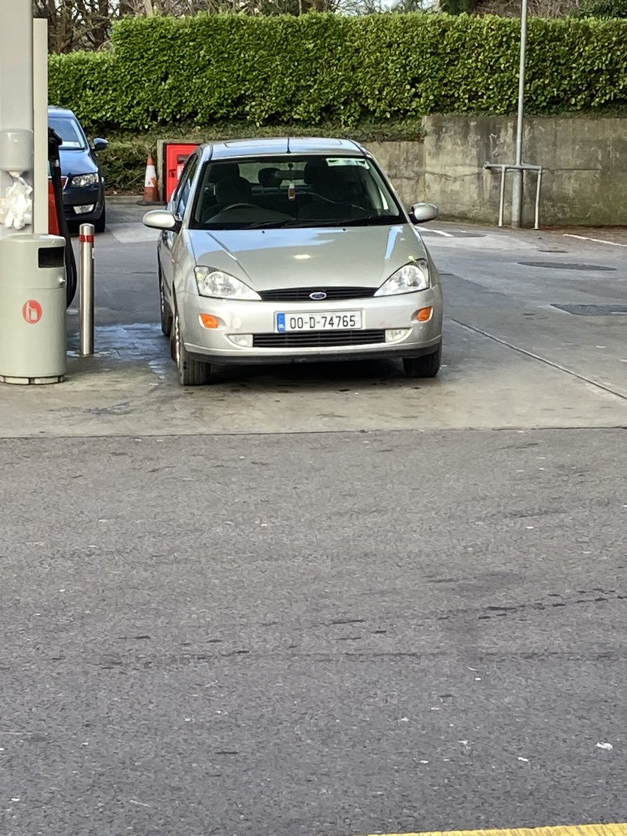 CrapCCollective's tweet image. Yesterday was 2000 plate Focus day #StillSmart #ChodOfDrogheda #ChodOfDundalk