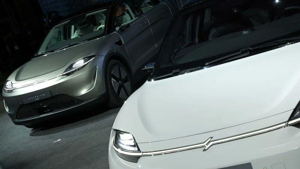 UBIMatters's tweet image. Automation is happening at an astounding pace. We need #UniversalBasicIncome to counter the threat to jobs and financial security.
&amp;gt;&amp;gt;&amp;gt; "John Deere unveils automated tractor at CES show" buff.ly/3mYQVZQ #UBI #Automation