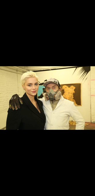 BACKSTAGE  Performances Model Mila Milan  Art Studio 1221 @realmilamilan @performances @artstudiobrussel