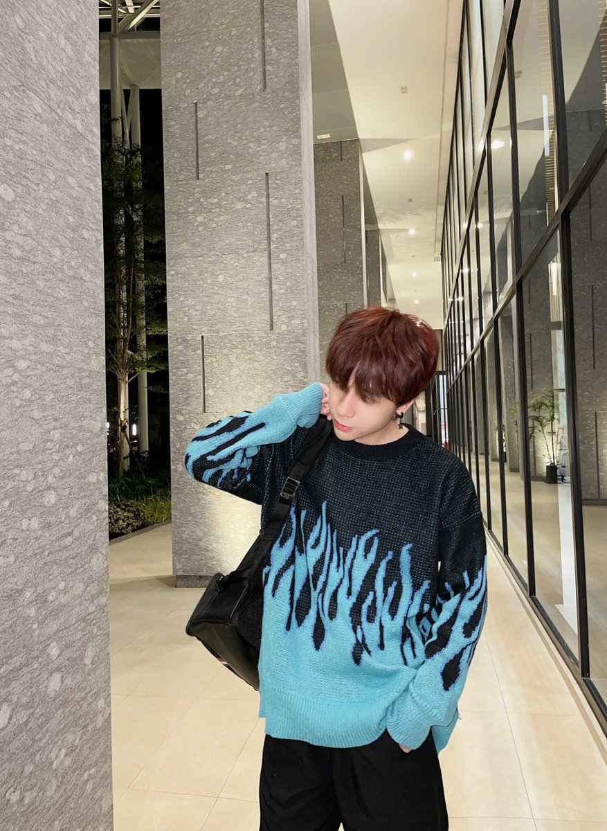 QH_MasterD's tweet photo. Miss you Muzik 🐼😗
#QuangHungMasterD 
#MuzikPanda https://t.co/Z3BA1UcEld