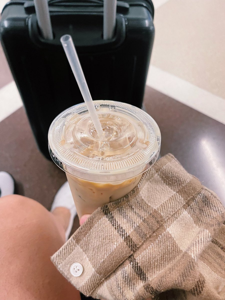 ashlynhailey_'s tweet photo. good morning ☀️ #Travel https://t.co/mGydcLBeUb