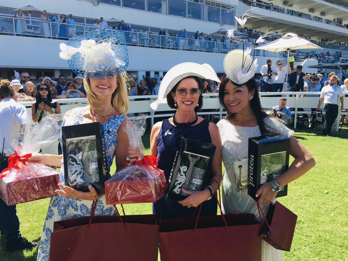 jennifer_su's tweet photo. Best wishes to @LQPCT kicking off tomorrow and Saturday! Always one of my fave equestrian events of the year 💙 memories with @Carolyn_Steyn @Bonang @RossRyanFranks @PalluSA @Thandified1 my dress/hat by @GAVINRAJAH #Tbt #lqpct #Queens #plate #LQP #memories #equestrian #CapeTown https://t.co/UcXr5FQJp5