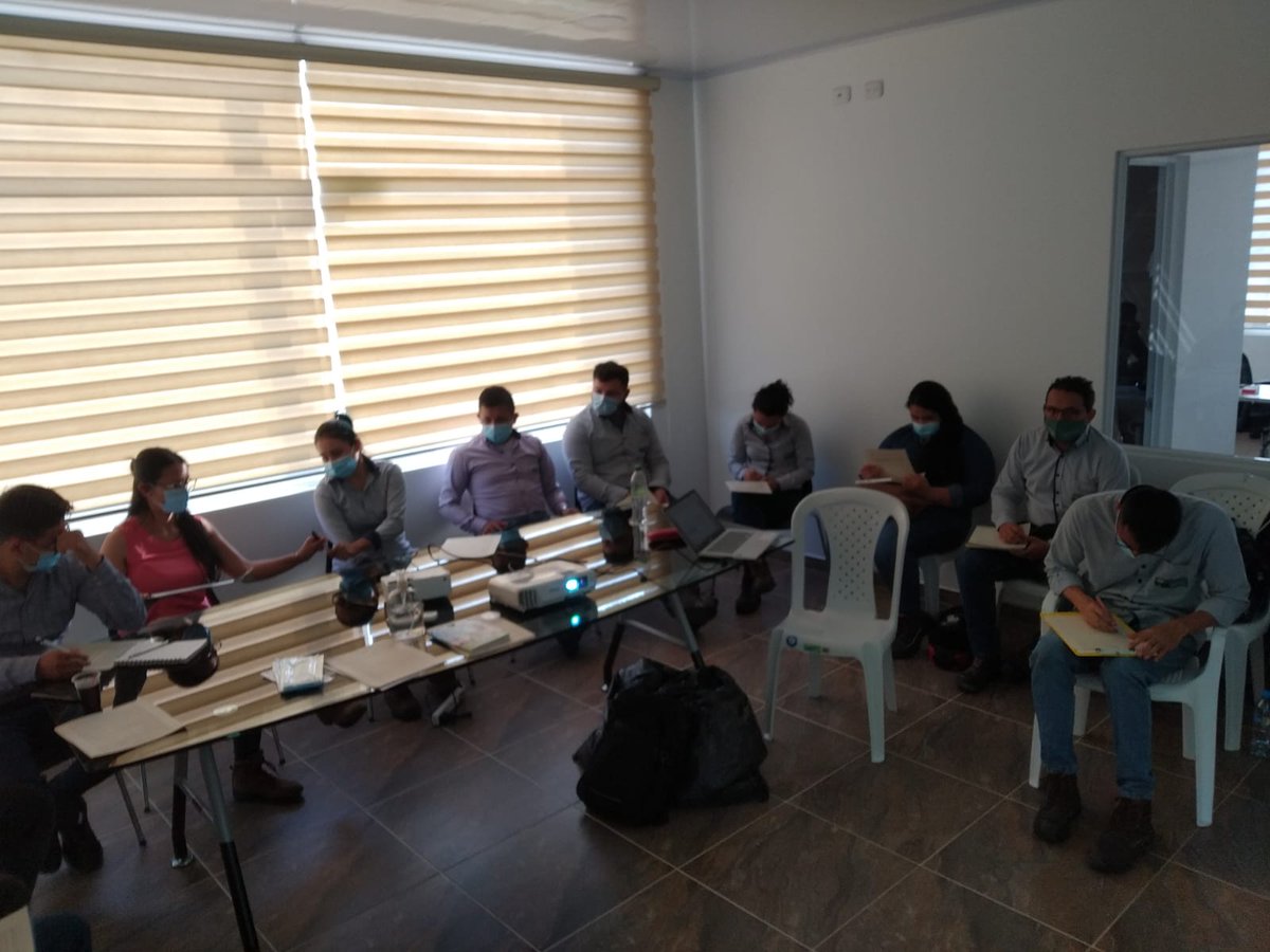ansvcol's tweet photo. El programa Motodestrezas ha capacitado a 782 motociclistas en los 4 módulos de formación en los meses de diciembre de 2021 y enero de 2022, en municipios de La Guajira, Magdalena, Cesar, Atlántico, Sucre, Córdoba, Antioquia, Santander, Casanare, Boyacá y Norte de Santander. https://t.co/kdbOXpVYVu