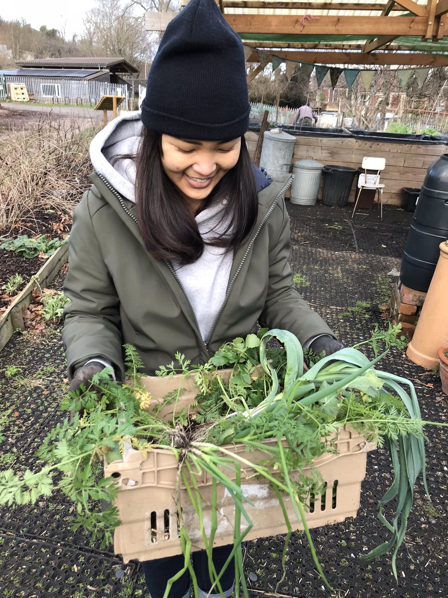 PropPlace's tweet image. Beautiful start to the year with our volunteers this week! 😄 @swcityfarm