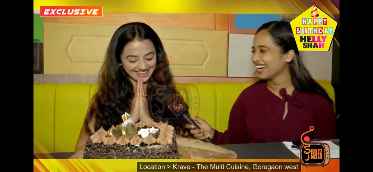 Archana_smile's tweet photo. Smiley's @OfficialHelly7 birthday segment with ebuzz ❤❤

https://t.co/7SA6SsPgCs

#HellyShah 
#birthdaysegment https://t.co/EsKGN7f7lJ