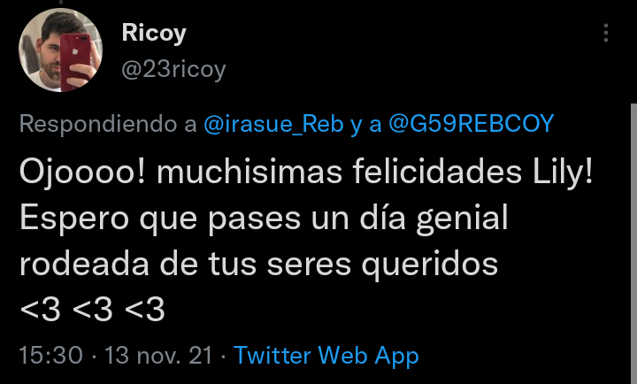 rebcoy's tweet photo. mis papás saludándome para mí cumpleaños 💞 https://t.co/XIoc2eZRLL