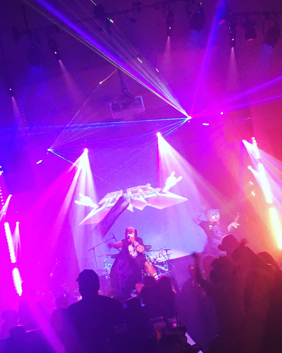 slayduggee's tweet photo. We want to play more gigs with lasers! Look at these bad boys from @_Picturedrome Northampton @sbdcollective last year. Thanks for the pics super sound person @JamieCHyde 🤘🐶🤘 LASERS ⚡️ #slayduggee #gigsforkids #kidslovemetal https://t.co/IY6gHBf6ZH