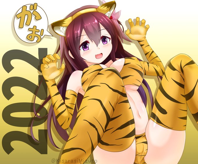 なんとか正月にまにあったぞ(今年もよろしくおねがいします)

#艦これ #如月
#謹賀新年2022 