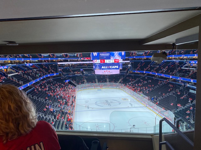 JGerbasi10's tweet photo. What a great way to kick off the #newyear2022! Employees choose: Fully loaded, tailgate party with good seats for the Baltimore Ravens game OR a Washington Capitals suite with all the perks. Great time had by all. #happy2022 https://t.co/JQiuRTaRvb