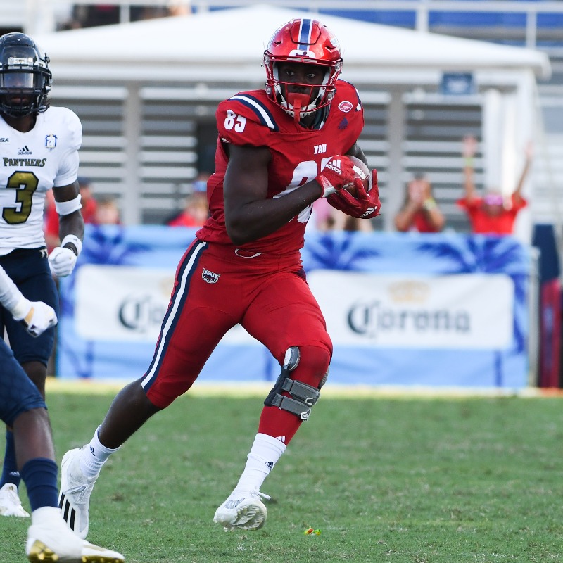 FAUFootball's tweet photo. ⭐ Invites accepted ⭐

@iamcaliph_ » @TropicalBowlUSA
@_tjchase18 » @TropicalBowlUSA
@John_mitchell13 » @TropicalBowlUSA
@ZjG_24 » @NFLPABowl
@zairemitchell » @NFLPABowl
@IGOHARD65 » @CGSAllStar