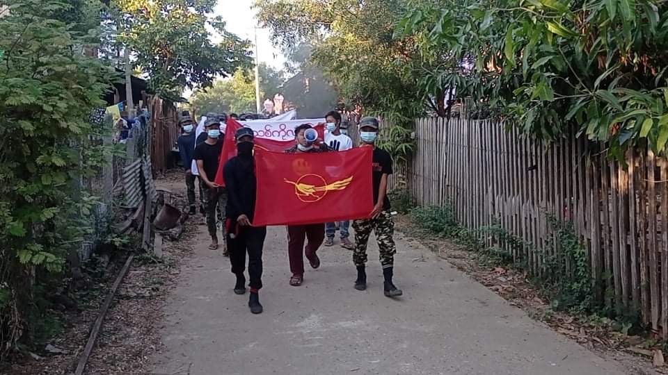 Danial_Phyo's tweet photo. Anti-coup revolutionary strike in Sagaing's Kany is powerful and also condemned the Dictator Hun Sen. 🪧

#HunSenStayHome
#2022Jan6Coup
#WhatsHappeningInMyanmar https://t.co/Nw6QI066Hb