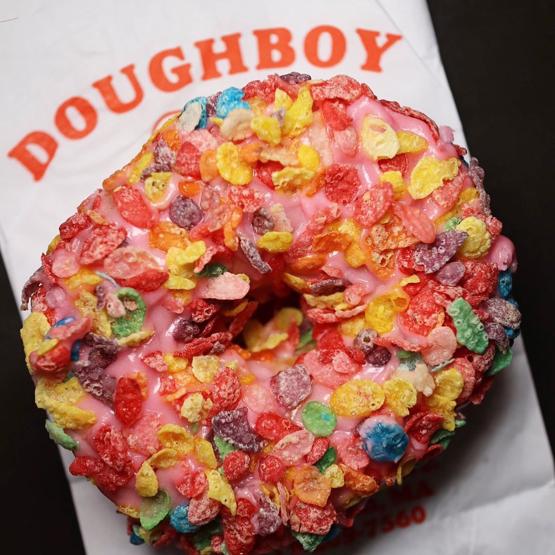 Where's this Fruity Pebble donut from? Wrong answers only. 🍩

📷: @cantreadthestopsigns
#YelpEatsBos for feature
