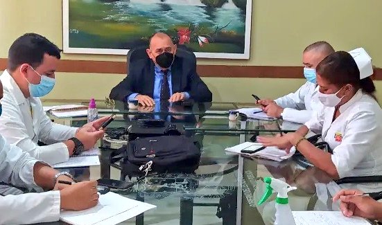 ISP_Bolivar's tweet photo. Presidente del #Ispeb Dr. Manuel Maurera destacó que se estará trabajando de la mano con la Red Médica Cubana, siguiendo el Plan de la Patria del presidente @NicolasMaduro y la gestión del gobernador @amarcanopsuv por la salud de la población del estado Bolívar.
@NicolasMaduro https://t.co/J2MuzjVh6F