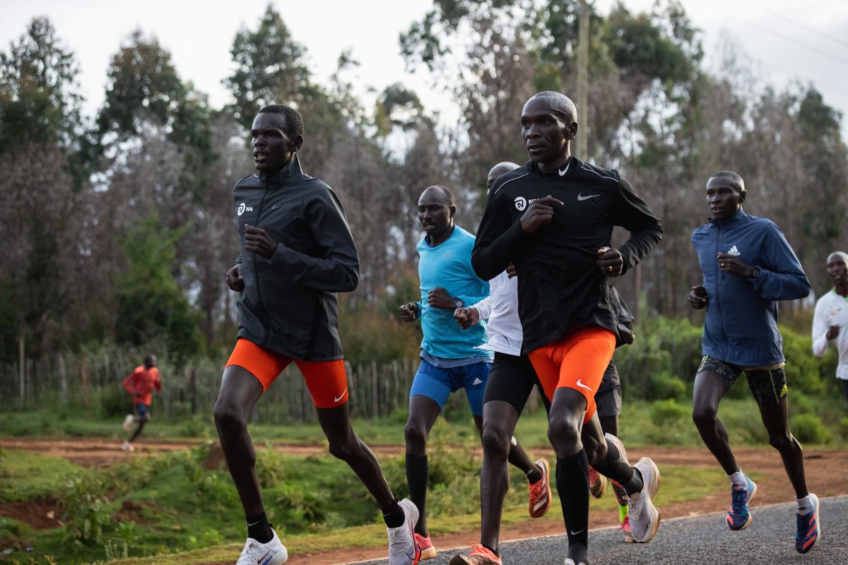 EliudKipchoge's tweet photo. We don't train people to perform or to finish long runs, we train people to be good human beings when they are running around. https://t.co/elCEw23eAM