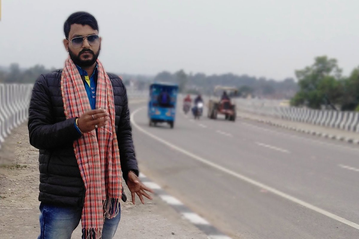 akashmlk7773's tweet photo. जिंदगी" गुज़र रहीं हैं "जीने" की तैयारी में!
#lifeistravel #life #travel #highway #nh927 https://t.co/mIT4xe4hB0