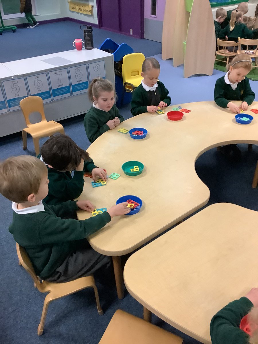 springwoodfs's tweet photo. We have been finding pairs of numbers that make 6 #swmaths #numicon https://t.co/WdHqIjr5Gx