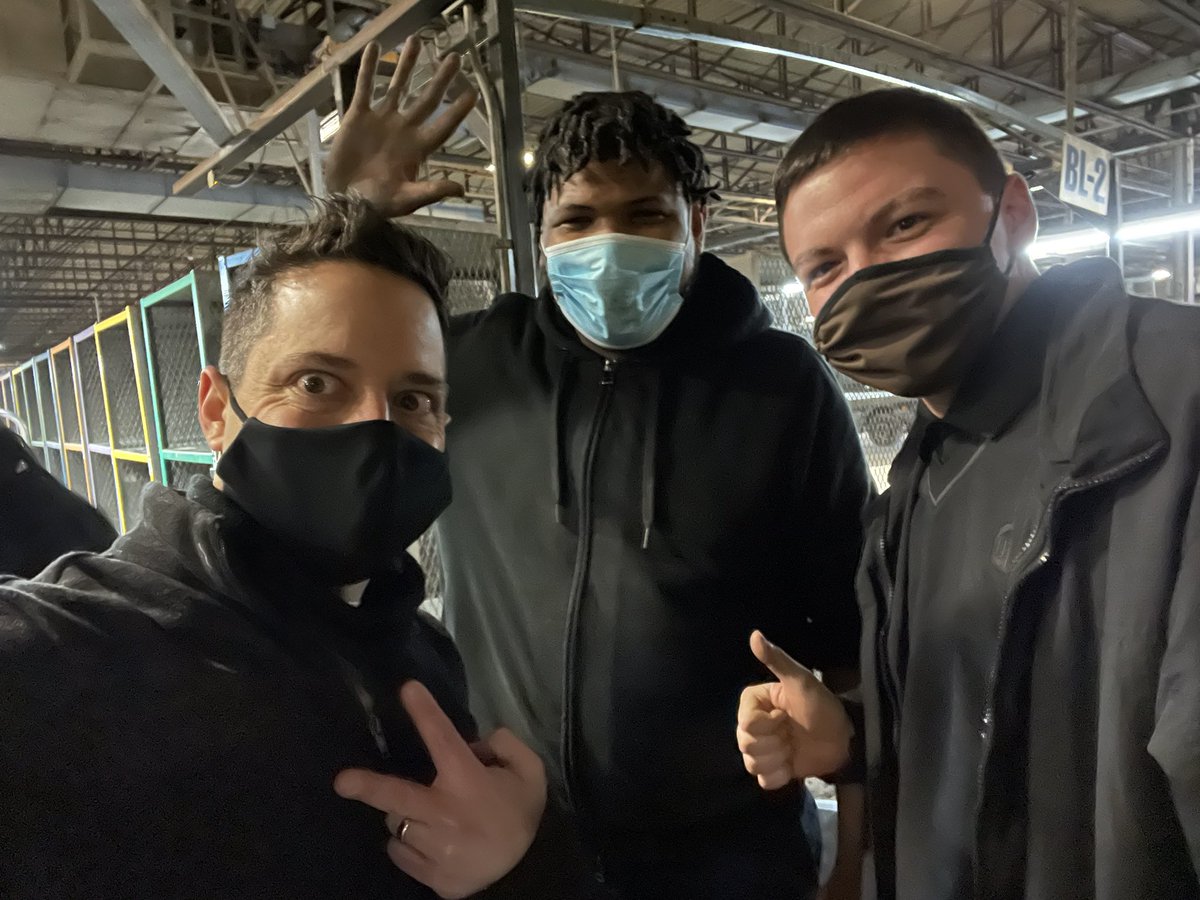 Nice job Nick &amp; Khalil on wrapping BL2 before driver start. 🎯