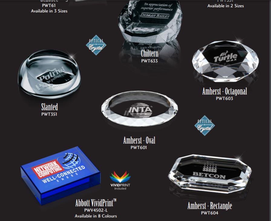 Sparkling Paperweights - Our extensive range of magnificent crystal paperweights are great gifts that will be treasured for years to come. #paperweights  #awards #crystal