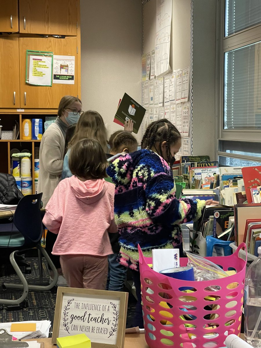 TheMrDeWitt89's tweet photo. @TeachWith_MrsT is using what we know about different book genres to reorganize our classroom library! @RobeyRockets #wearewayne 📚 https://t.co/hxZuoVoo6L