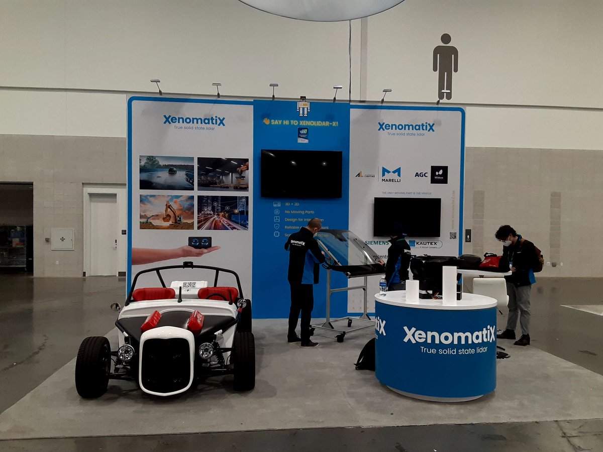 And here is @XenomatiX grabbing attention at @CES -2022 #solidstatelidar #automotivelidar #CESvehicletech. Happy to partner with this innovative firm! #lidar