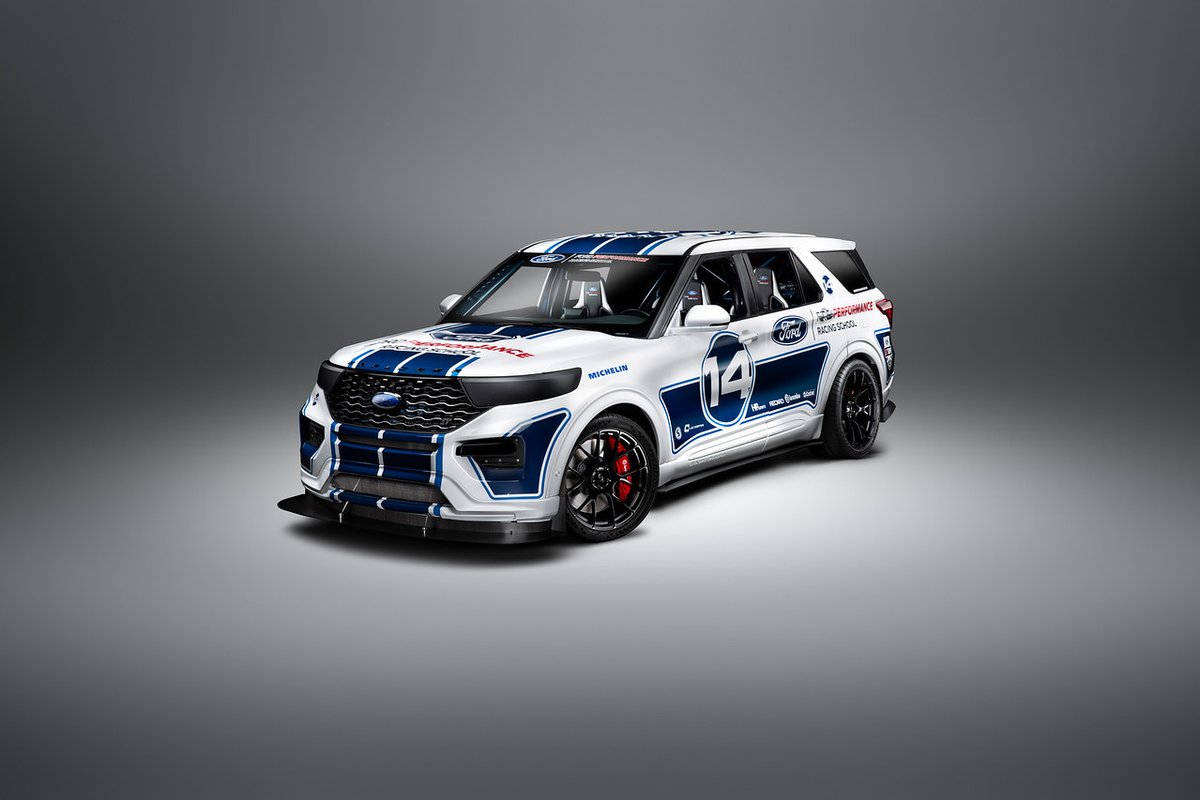 WHteamofficial's tweet photo. Tell us, if we handed you the keys, where are you taking our race-ready Ford Explorer ST first?
#stsuvexperience
#explorerst
#ford
#fordperformance
#fordperformanceracingschool
#brembo
#capaldiracing
#castroledge
#hptuners
#luecreative
#michelin
#recaro
#signaturewheel
#trackdays https://t.co/eE0IkMUhnh