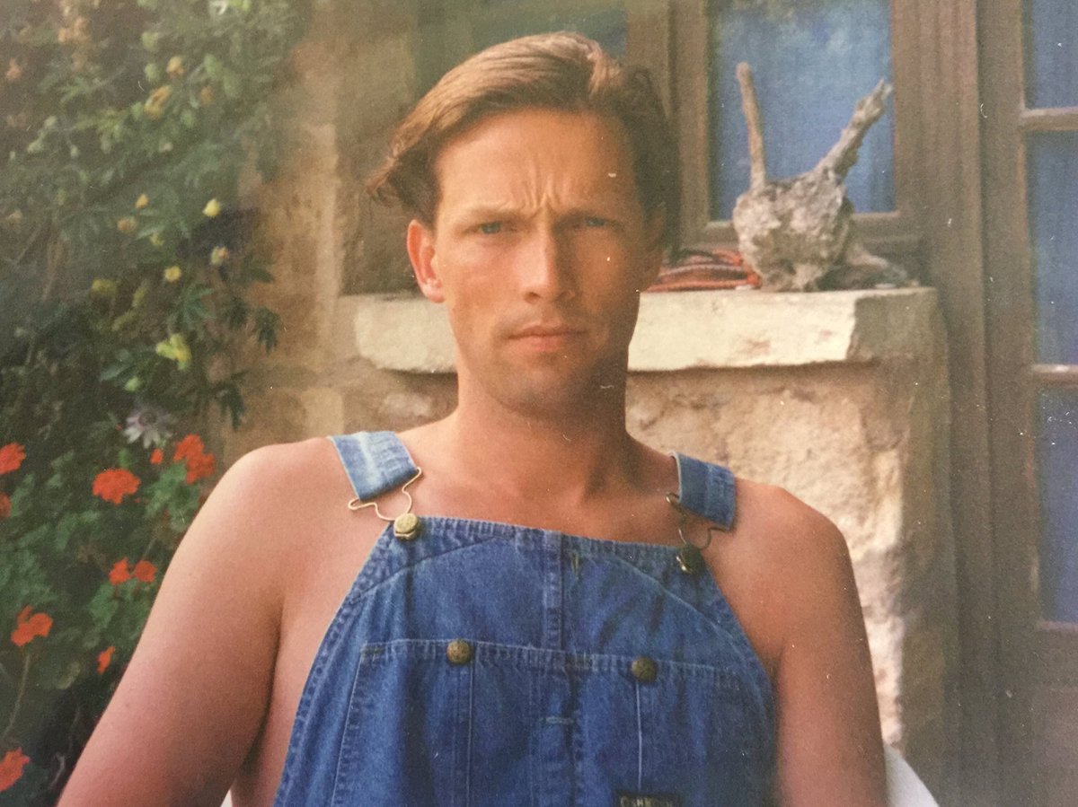 Dass manche Looks nicht unbedingt wiederkommen (sollten)…könnte man auch mal thematisieren. Vielleicht in einem Buch? 🙃 #ThrowbackThursday 
/rmm