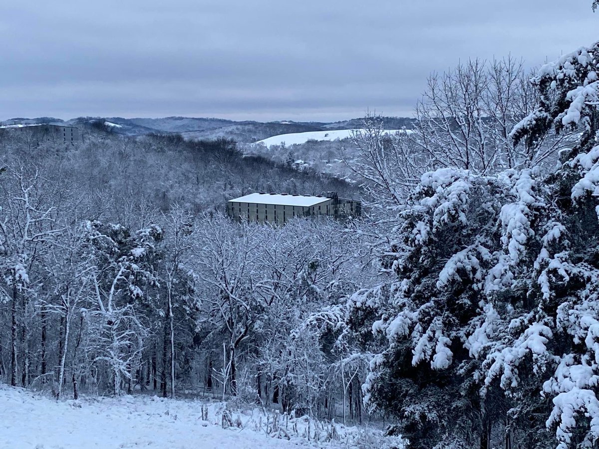 JackDaniels_US's tweet photo. Please note that our Visitor Center will be closing at 11:30AM today due to the inclement weather. 

Did you know that whiskey loves the cold? The changes in temperature help the whiskey in our barrel houses drink in more of the barrel's flavors. Cheers to that. https://t.co/Tii5YPag2M