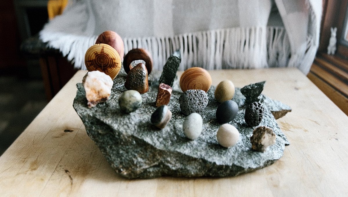bendelaney's tweet photo. These are my version of “NFTs”. Each pendant attaches/detaches magnetically so it can be held and shared and cherished. One-of-a-kind stone and wood wearable artifacts. Impossible to right-click-and-save because only one of each can ever exist. ;) https://t.co/thUFnxxs8u