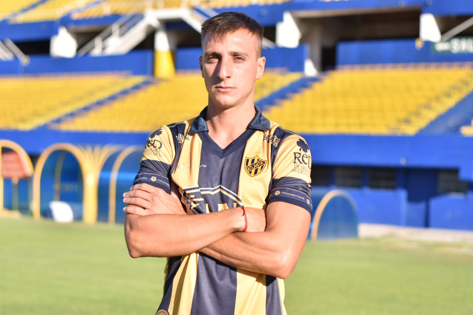 Club Atlético Atlanta on Twitter: "Julián Marcioni está nuevamente con  nosotros ? El delantero firmó su contrato este jueves por un año y volverá  a vestir la camiseta de #Atlanta ?? #ParaAdelanteAtlanta #