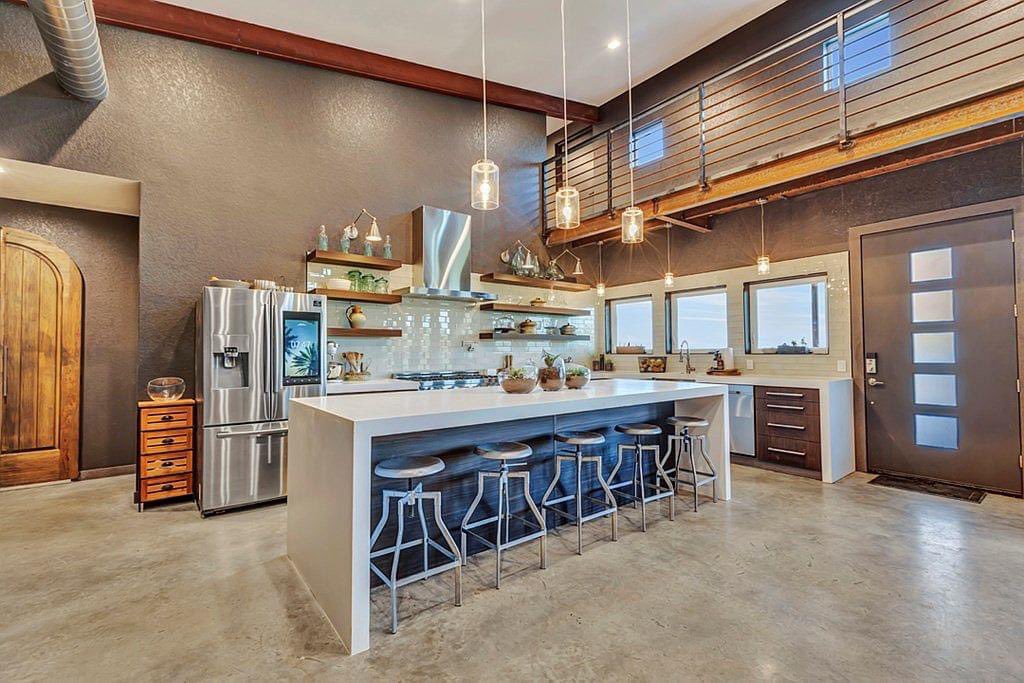 Barndominium & Farmhouses tweet media