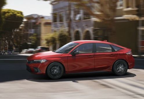 Hop in, buckle up and get going for the weekend. 
#CivicHatchback