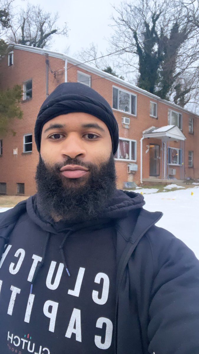 JoshTooClutch's tweet image. Been chasing this apartment building deal in good ole Prince George’s County, MD since Aug 2019. Ended 2021 by closing on it…FINALLY!

We running up the score all 2022, let’s go!