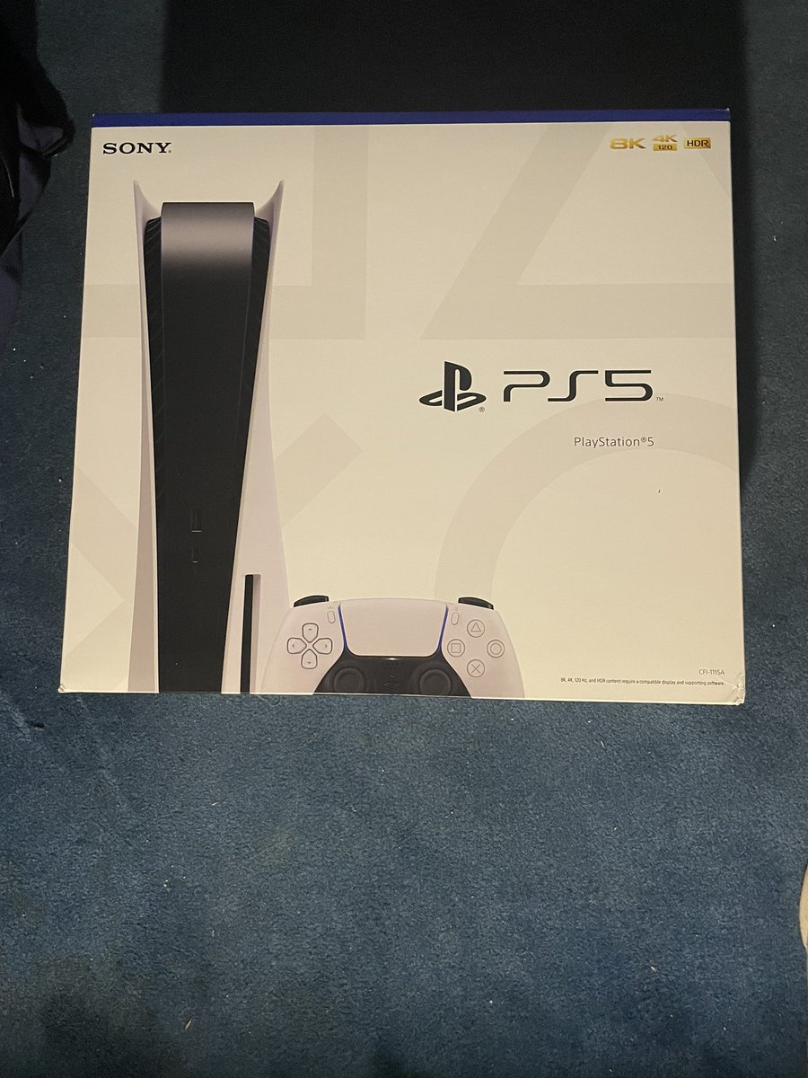 ProfPiff90's tweet photo. Loooong have I waited. Let’s get this next gen going!!💯💪🏿 #PS5 #PS5Secured https://t.co/FXgsX8HZps