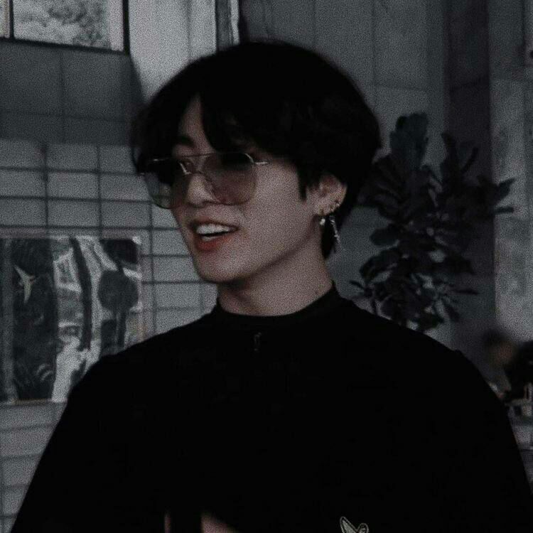 min_cker's tweet photo. ㅤ. . . 𝘸𝘦𝘭𝘤𝘰𝘮𝘦 𝘵𝘰 𝑚𝑎𝑑𝑎𝑚𝑒'𝑠 𝑒𝑟𝑎 • ✰ . ▞▚▞▚▞▚ ʙᴛs ᴘᴀᴠᴇᴅ ᴛʜᴇ ᴡᴀʏ
𓏲༒︎ ˑ ִ oh my ฺgod 𝗵𝗲 showed me

                 ✰a͟l͟l͟ t͟h͟e͟ s͟t͟a͟r͟s͟✰ https://t.co/dEDiEKFmqb