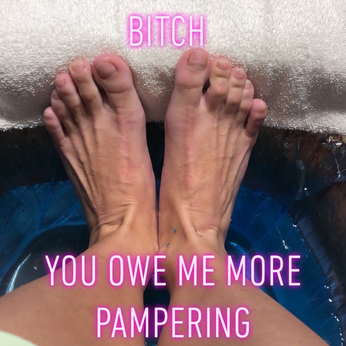 BrattyTala's tweet photo. My errand slave found out Monday he has Covid and is now funding our errand day with Uber and his CC while he quarantines.

What's your excuse? https://t.co/DzEp68taGb