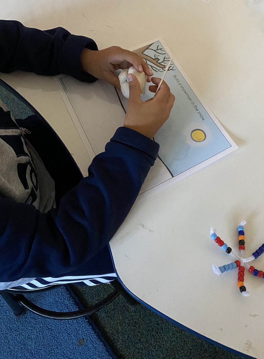 MrsLibraryMedia's tweet photo. Winter centers in kindergarten. @MacdSchool #primarymakers #mpslms #mpsct https://t.co/zRqgPm4Q64